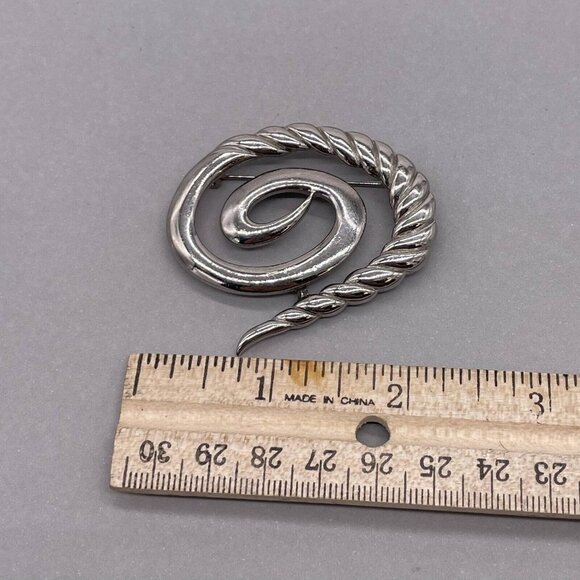 M Jent Swirl Modern Brooch Pin Silver Tone - Picture 5 of 5